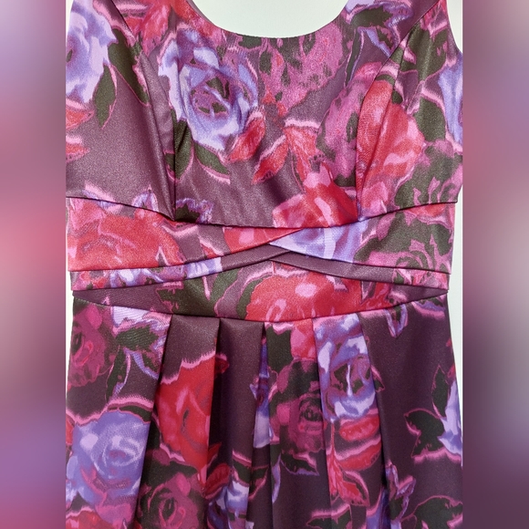 Floral Dress - Picture 4 of 4